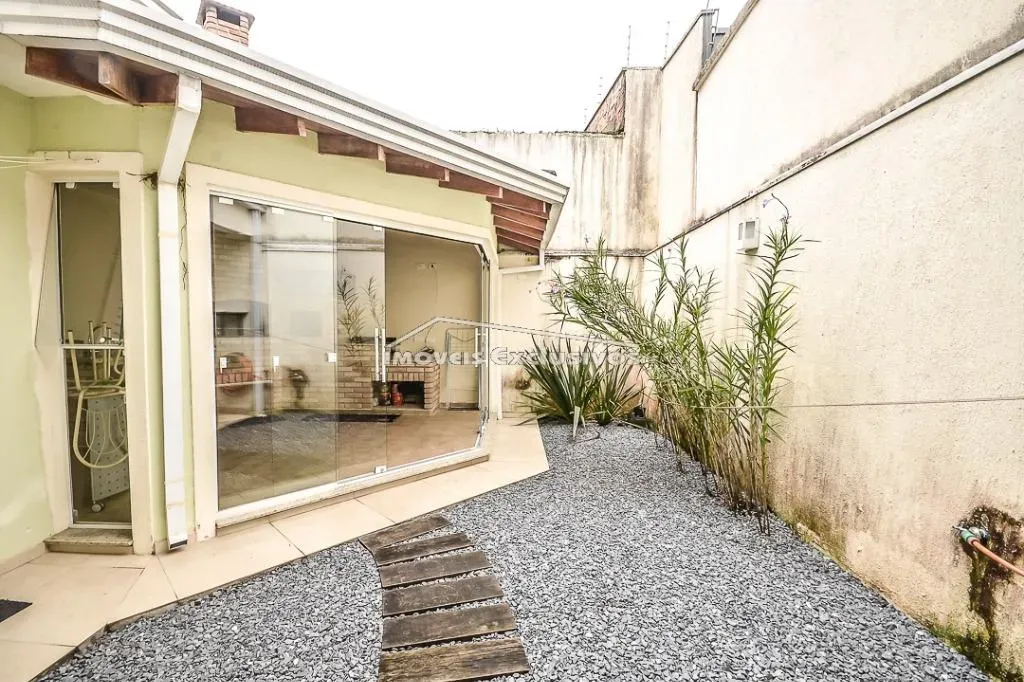 Furnished 253 m² house with 4 bedrooms and an open gas kitchen — photo 29