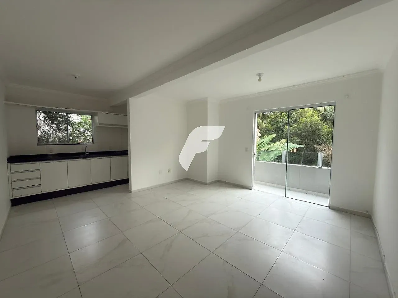 86 m² apartment with 3 bedrooms and 1 parking space