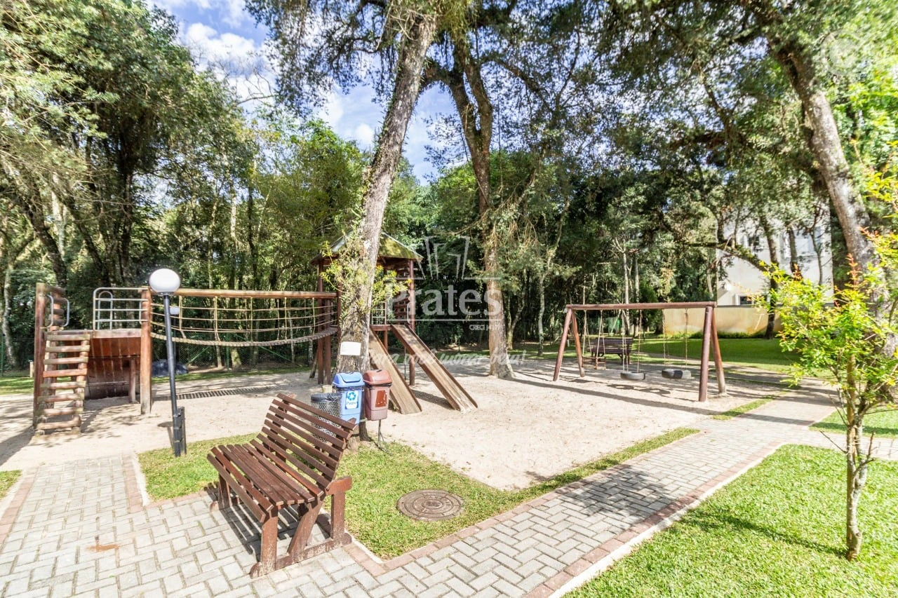 Closed-condo house with 4 bedrooms and 306 m² — photo 13
