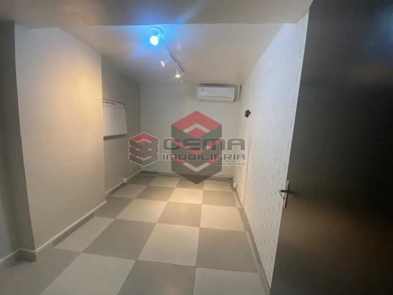 Будинок із 4 спальнями та робочим місцем — photo 21
