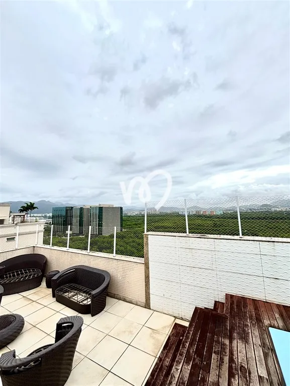 406 m² duplex penthouse with 4 en-suite rooms and view — photo 19