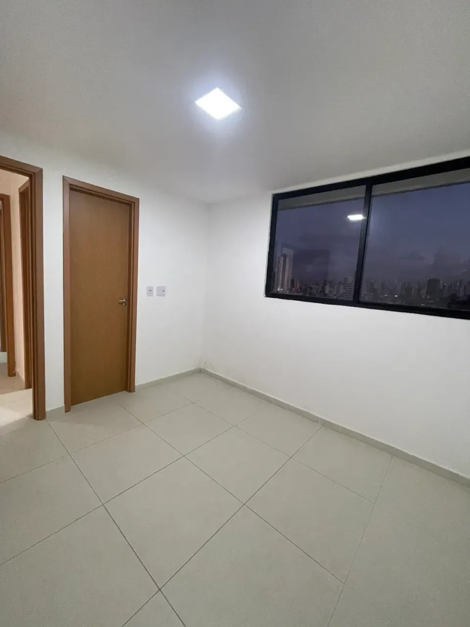 3-bedroom apartment with a grill on the balcony — photo 14