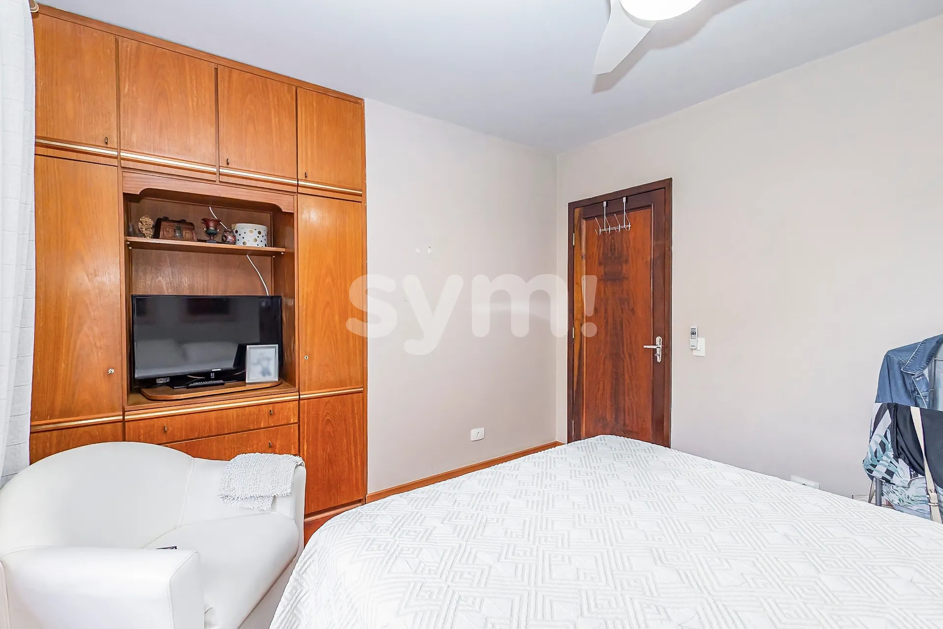 Single-family house with 3 bedrooms and 4 parking spaces — photo 22