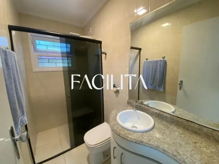 Furnished 164 m² house with 3 bedrooms and private garden — photo 15