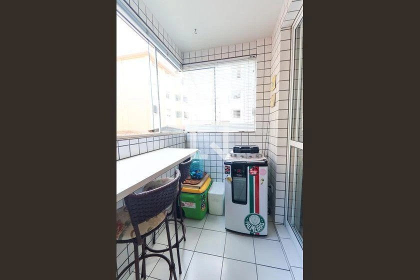 2-bedroom apartment with a grill on the balcony — photo 33