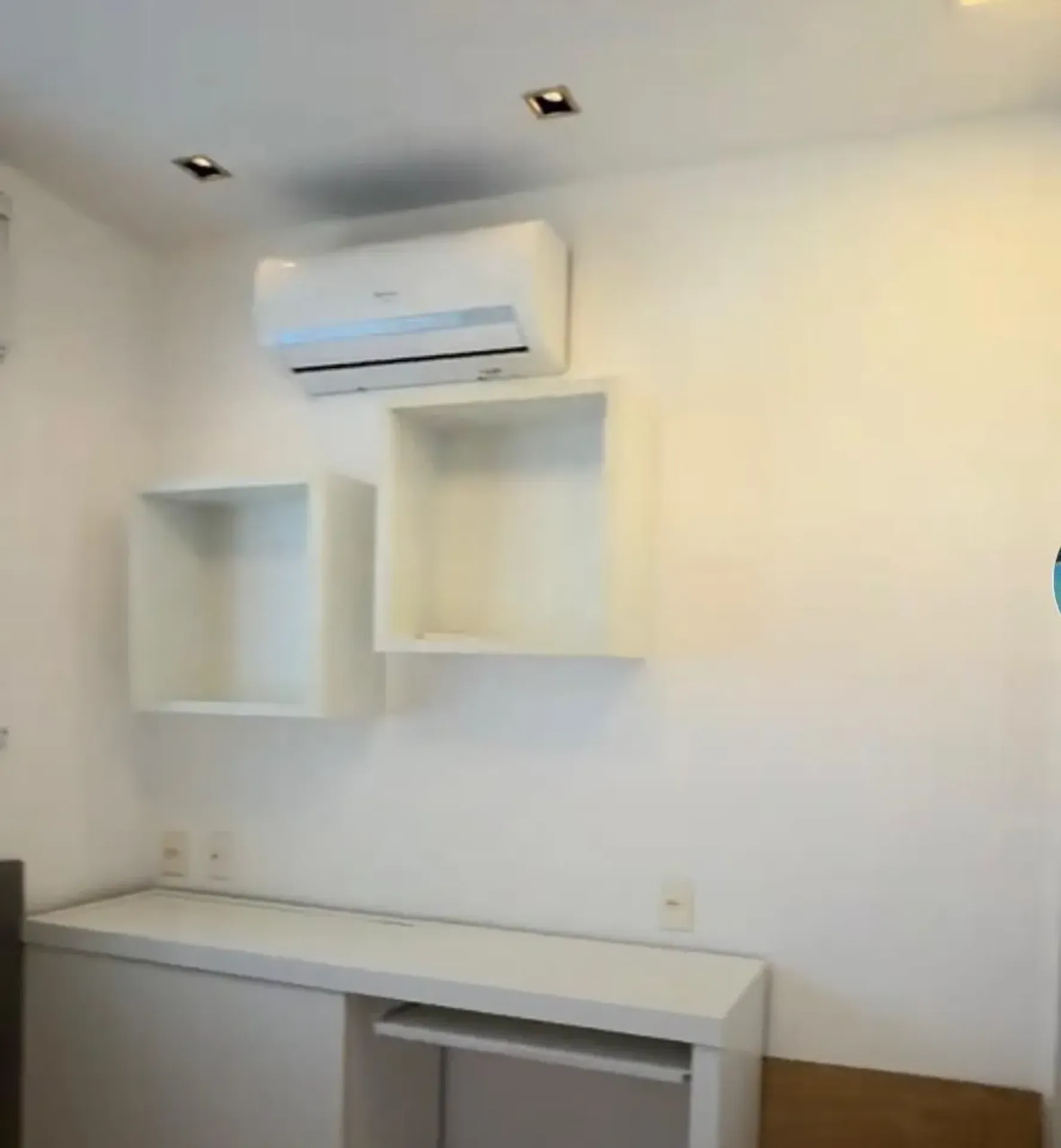 Apartamento com 4 quartos e cozinha fechada a gás — photo 22