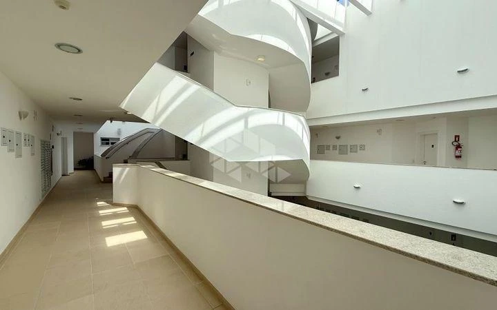 Furnished apartment with 3 en-suite bedrooms and 120 m² — photo 8