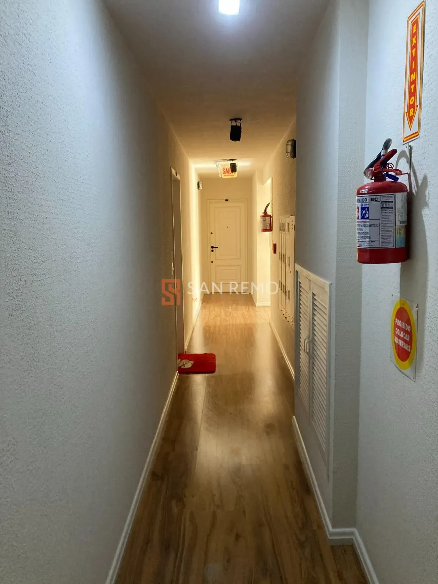 Apartamento de 2 dormitórios com cozinha separada 152 m² — photo 25