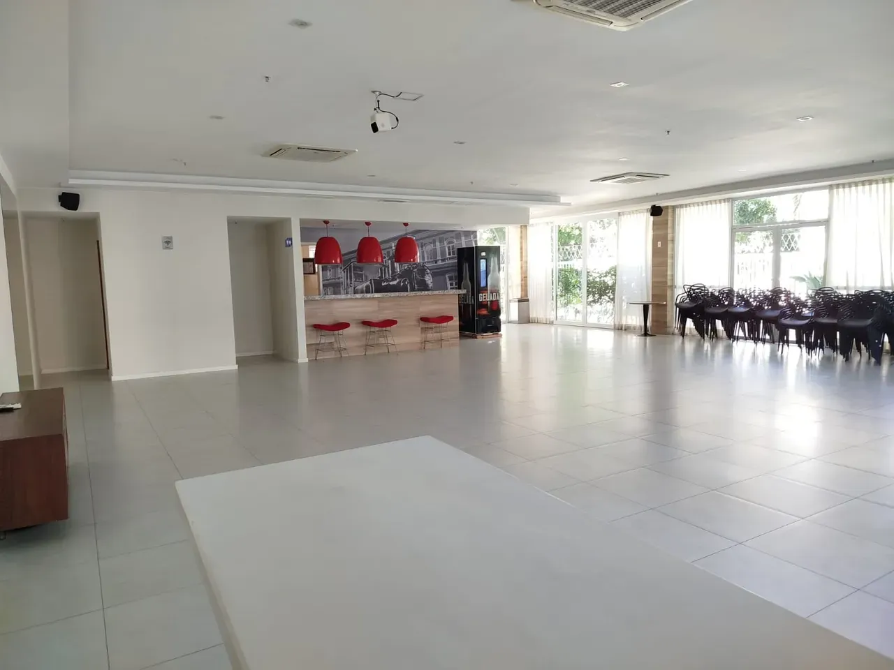 77 m² apartment with 3 bedrooms and a balcony — photo 38