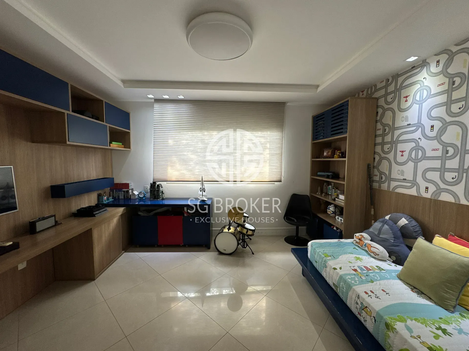 Casa para locação com 5 quartos e churrasqueira na varanda — photo 31