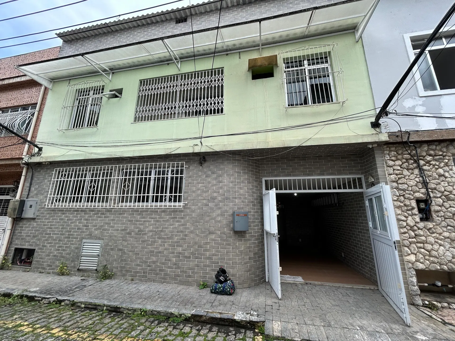 Home office in a 3-bedroom house, 150 m² — photo 17