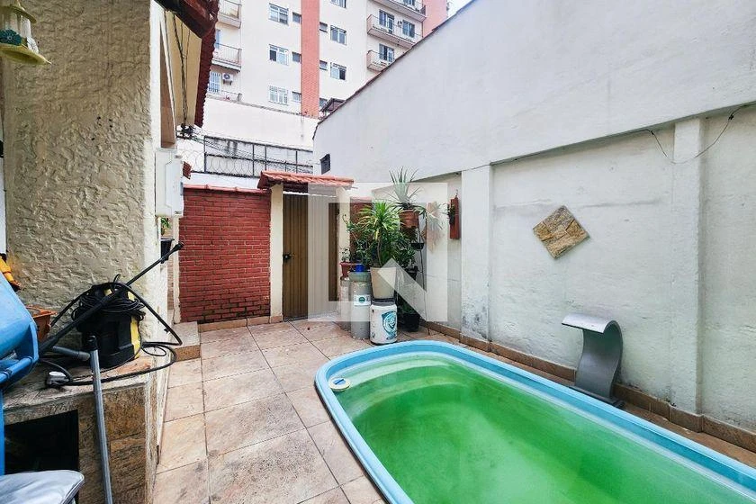 Furnished house, 140 m², with a bathtub — photo 27