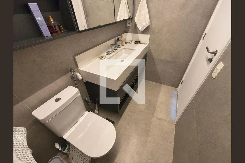 2-bedroom apartment with 1 en-suite and open-plan kitchen — photo 34