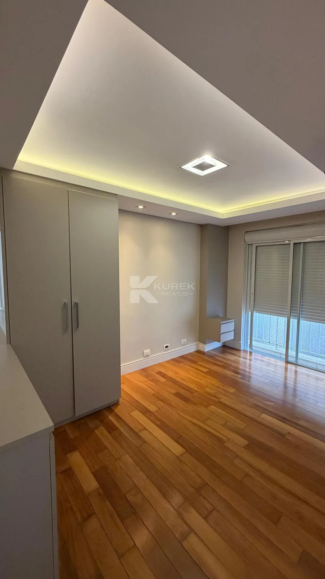 Garden in a 4-bedroom house, 380 m² — photo 15