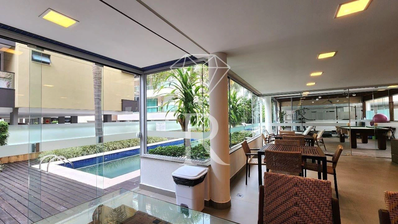3-bedroom apartment with a private pool in Florianópolis — photo 19