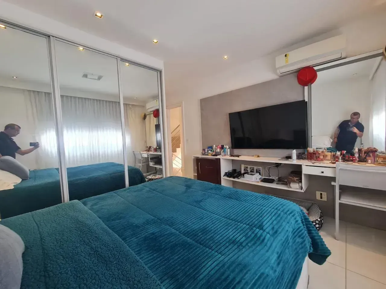 Rental house with 4 bedrooms, 5 bathrooms and 380 m² — photo 26