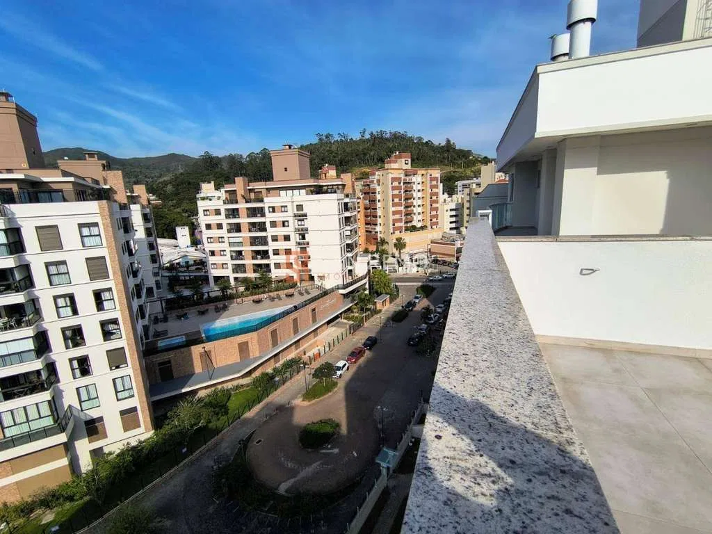 Park view in a 3-bedroom apartment, 184 m² — photo 27