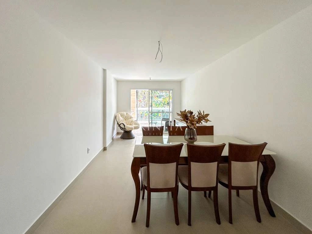 3-bedroom apartment with a gourmet balcony — photo 12