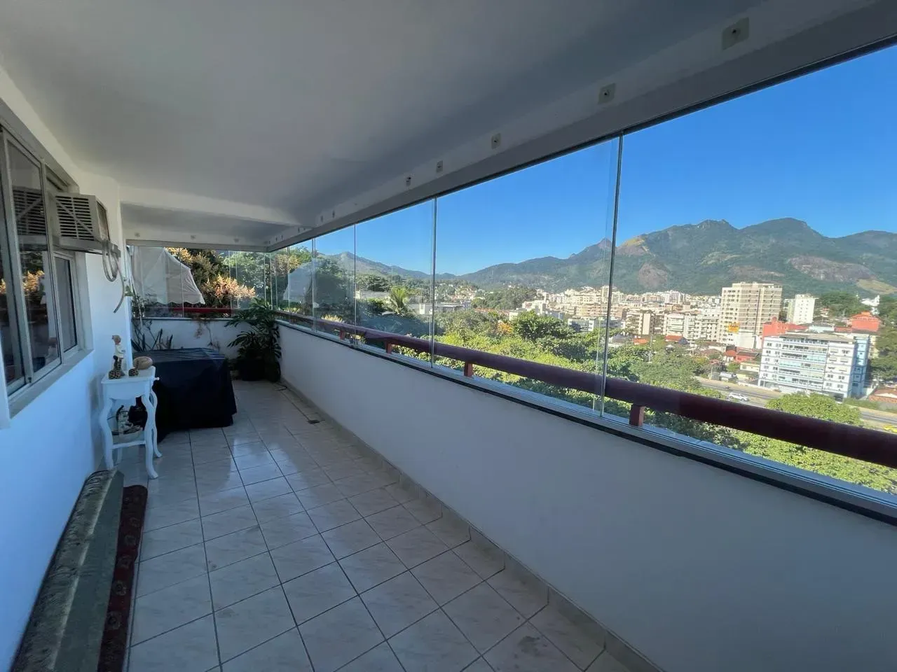 Duplex penthouse with 3 bedrooms and a balcony grill — photo 9