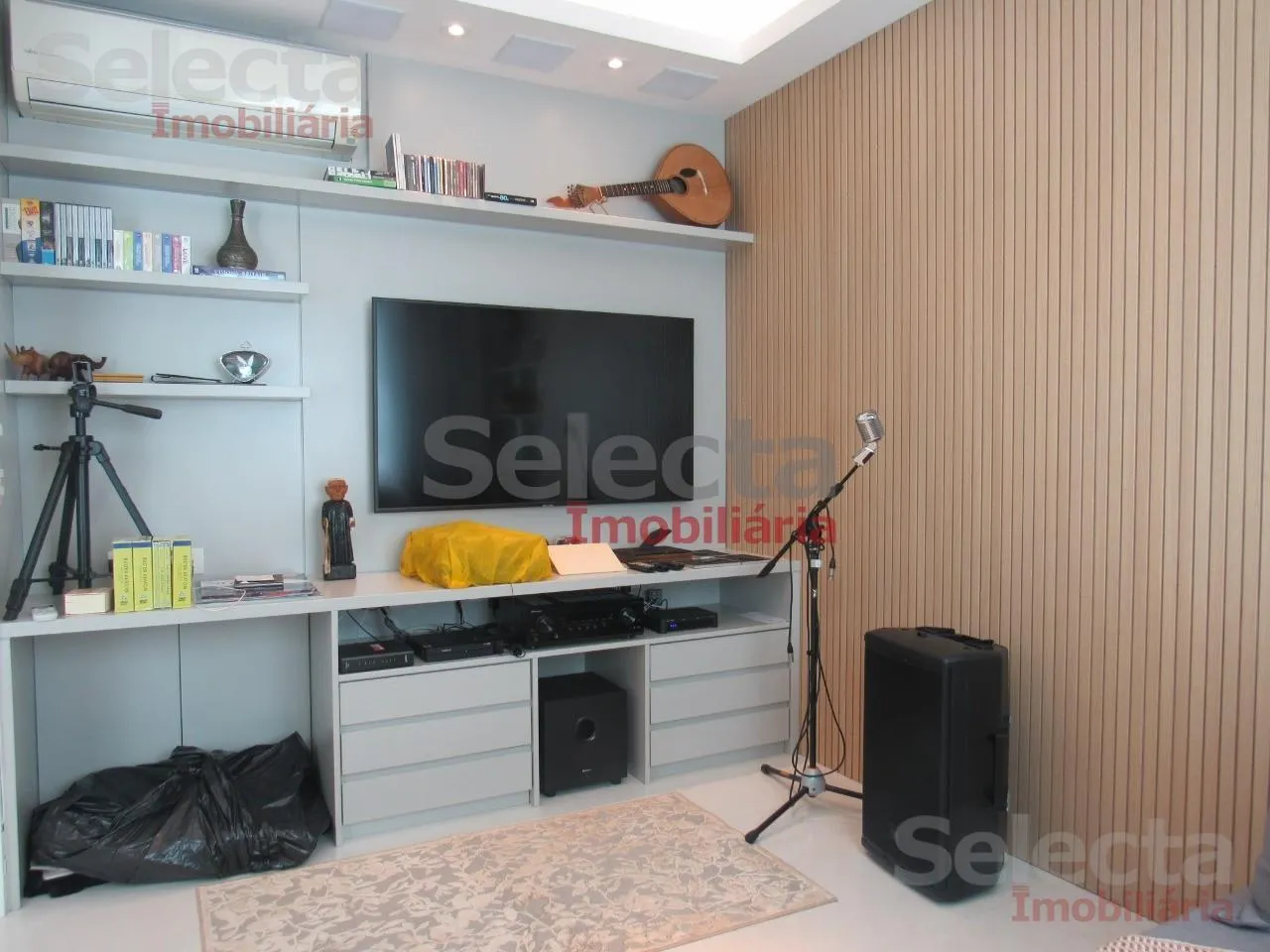 Apartment with 3 bedrooms and a closed kitchen — photo 19