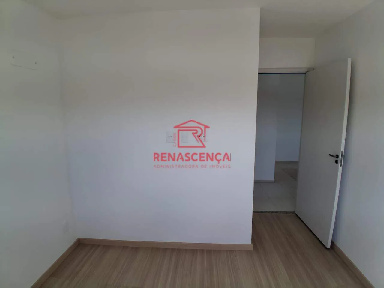 Apartamento com 2 quartos e cozinha com fogão fechado — photo 19