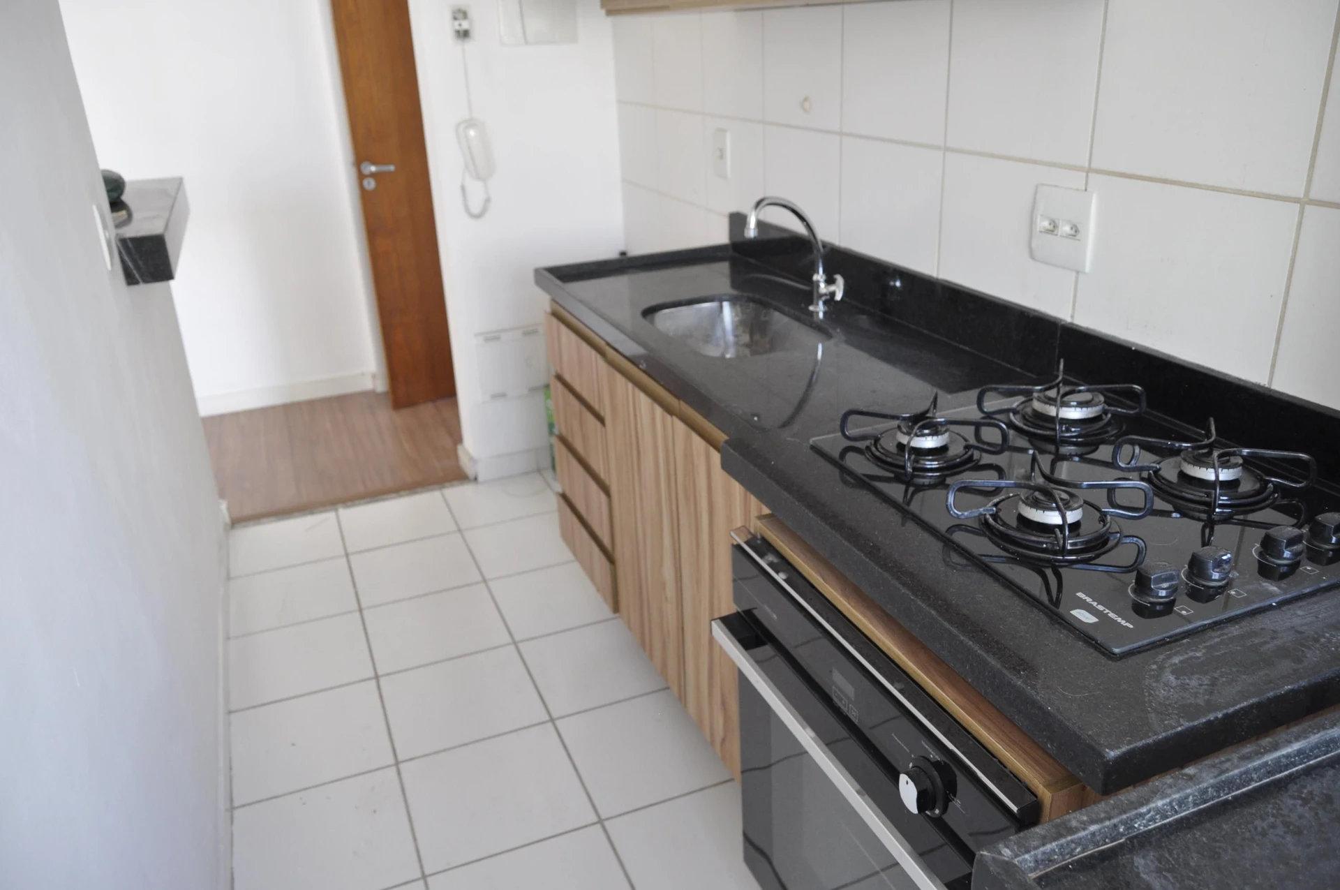 2-bedroom apartment in a building with a sauna — photo 44