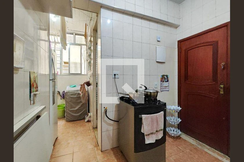 Furnished apartment, 70 m², with a walk-in closet — photo 2