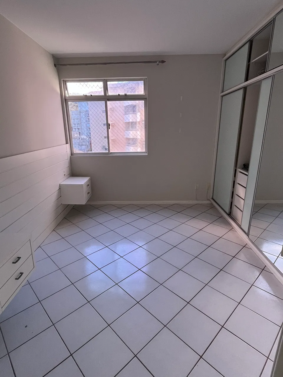 Washing machine in a one-bedroom apartment, 50 m² — photo 15