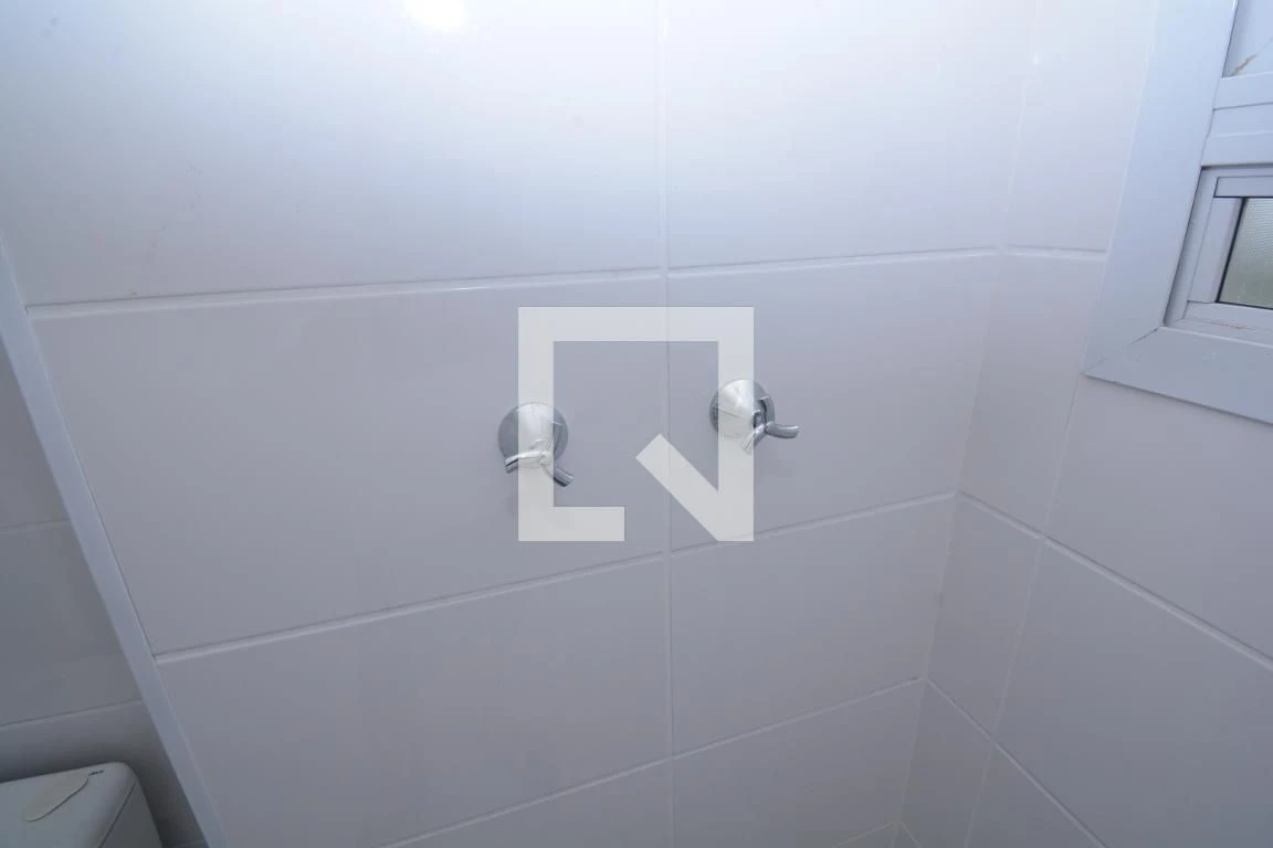 2-bedroom apartment in a building with a gym — photo 63