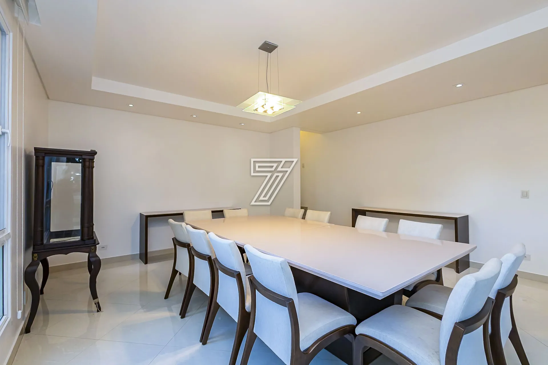 Casa para locação com 4 quartos e 3 suítes — photo 6