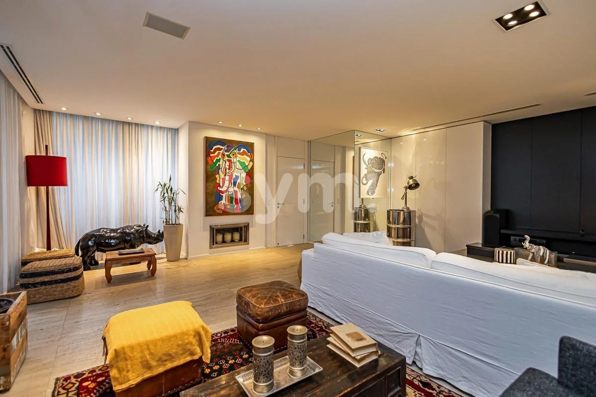 392 m² furnished apartment with 3 bedrooms and 5 baths — photo 12
