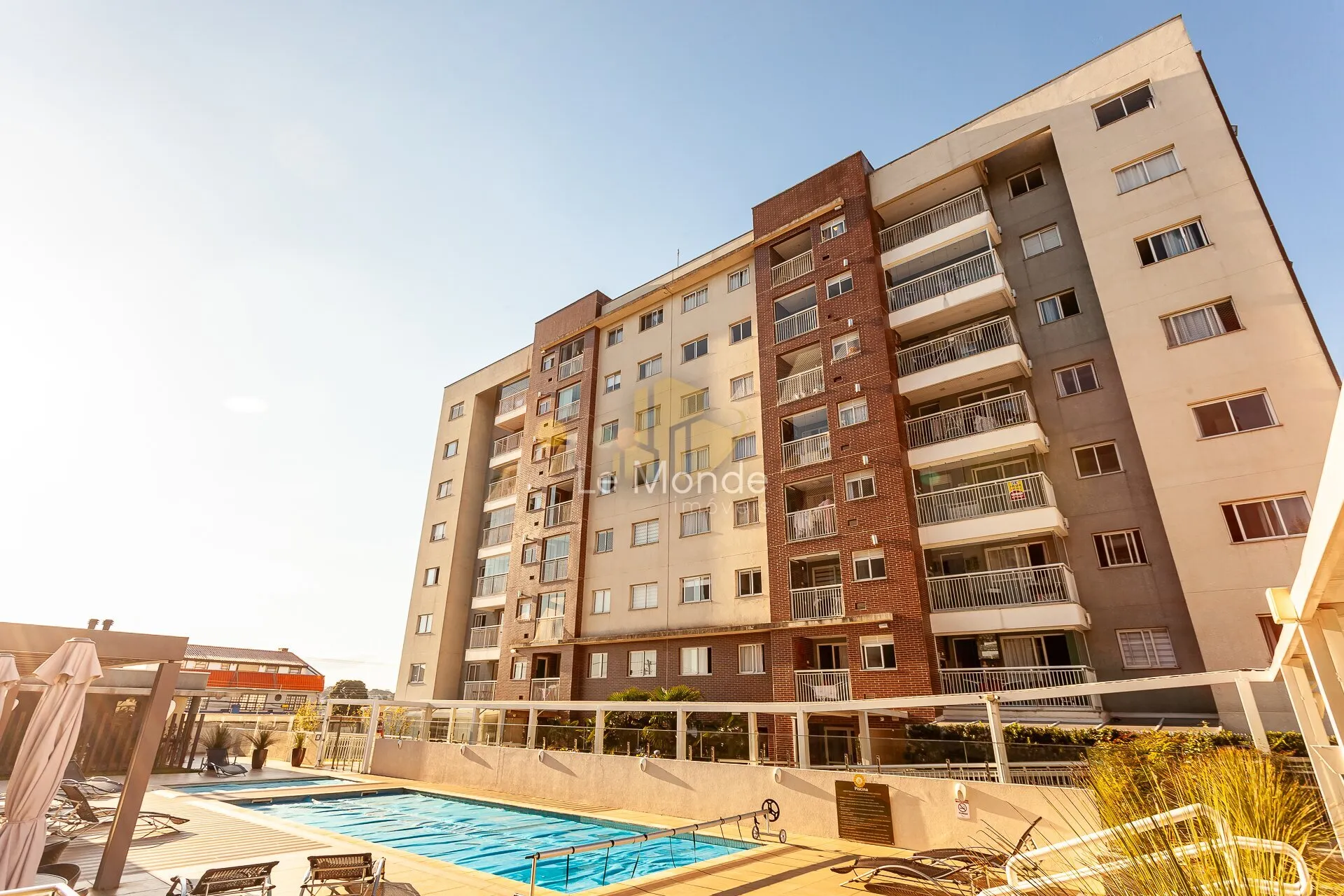 2-bedroom apartment with a balcony — photo 39