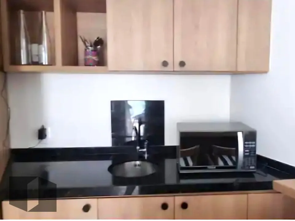 Apartamento de 1 quarto com varanda e cozinha compacta — photo 8