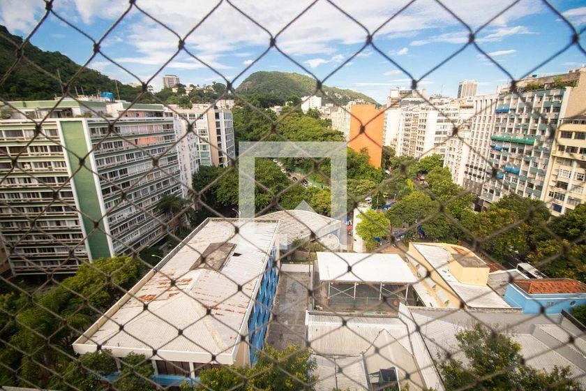 Apartamento de 120 m² com box de vidro no banho — photo 27