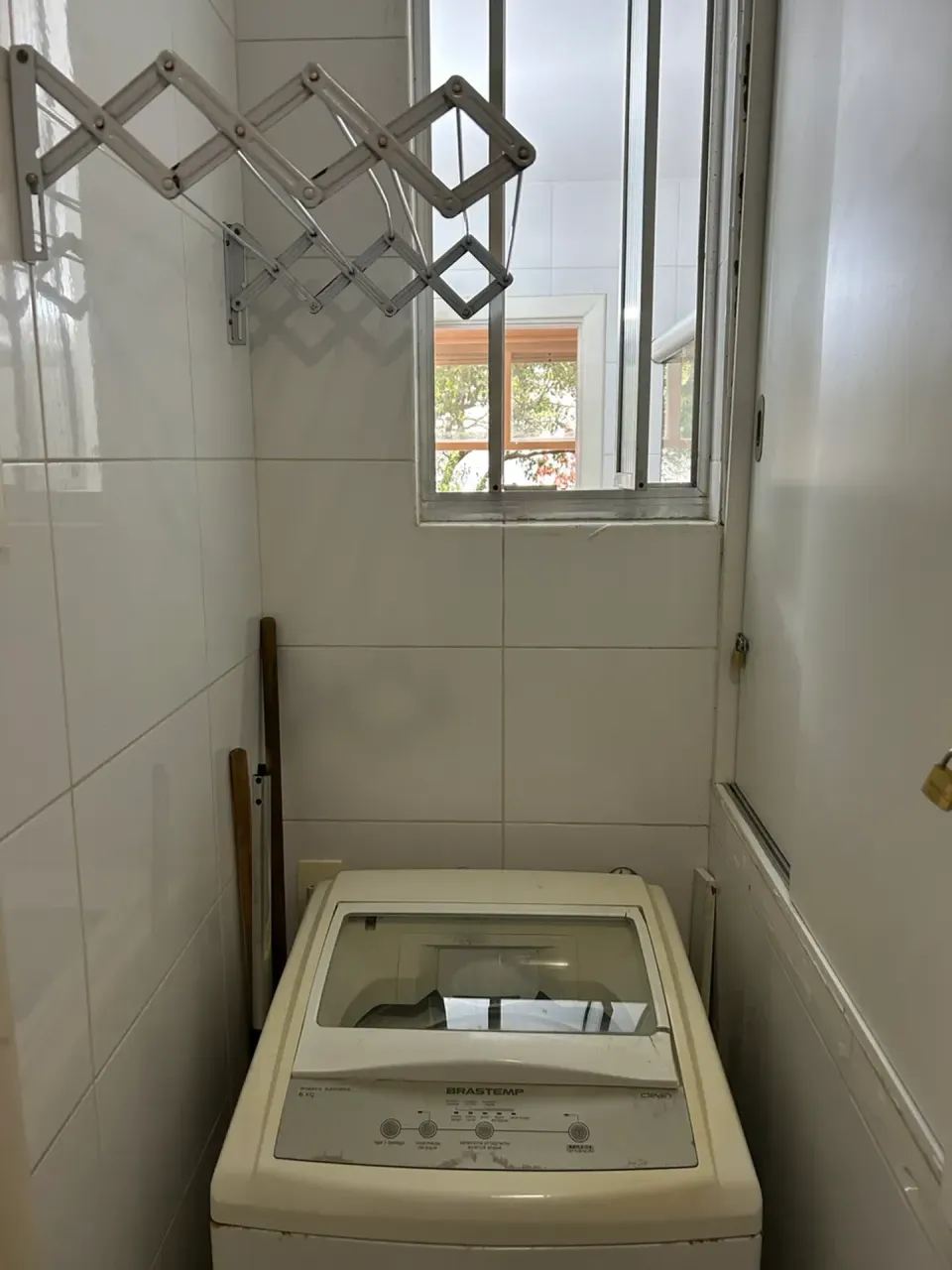 Furnished 1-bedroom apartment with 1 bathroom — photo 5