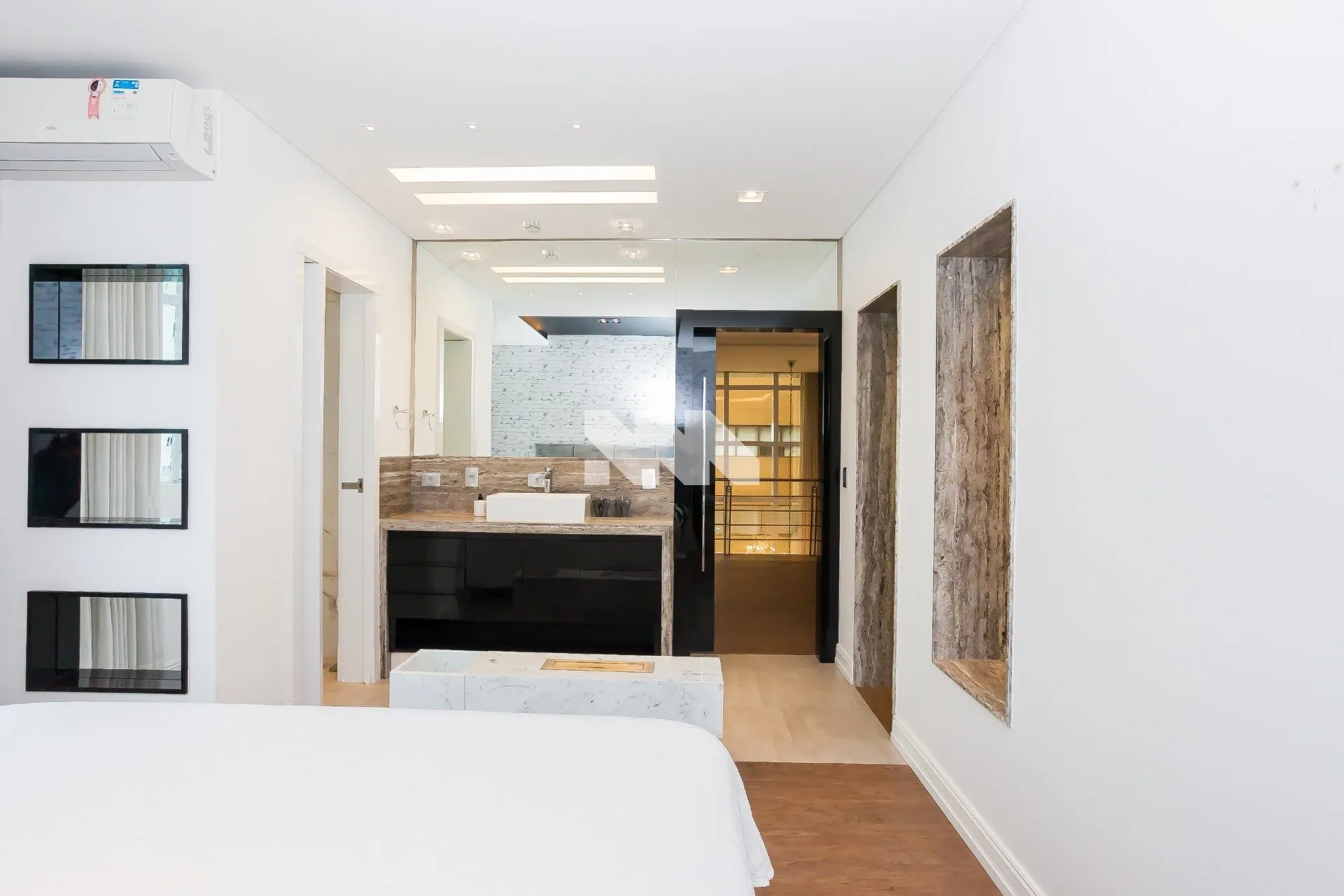 Furnished 154 m² apartment on the 9th floor — photo 11