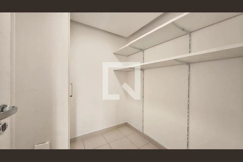 Apartamento de 5 quartos com máquina de lavar — photo 32
