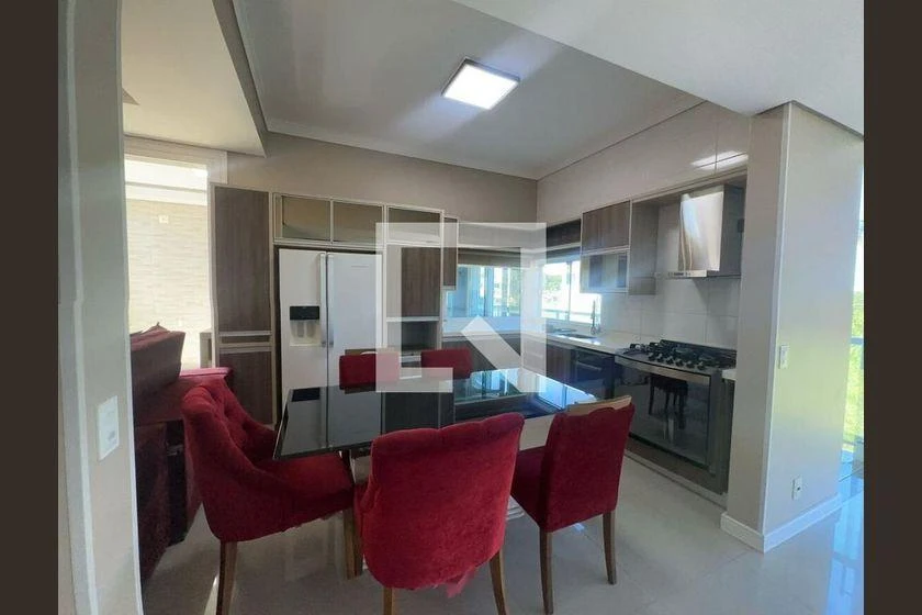 Furnished house with 3 bedrooms and an open-plan kitchen — photo 3