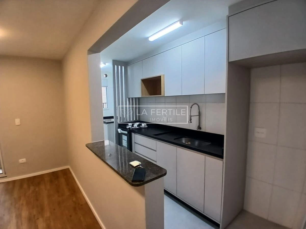 Apartamento com piso de madeira ou laminado, Vila Izabel — photo 3
