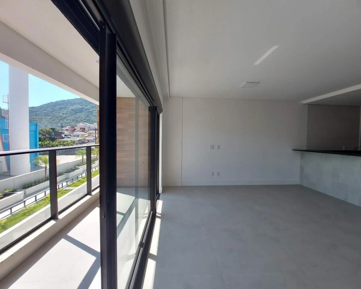 Furnished apartment, 48 m², with a mountain view