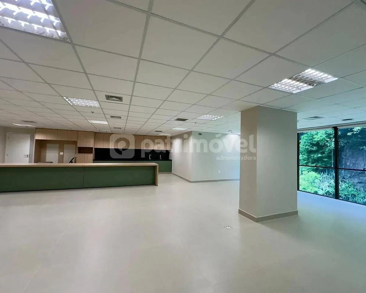 Немеблированная квартира 780 м²: 1 спальня и 6 санузлов — photo 6