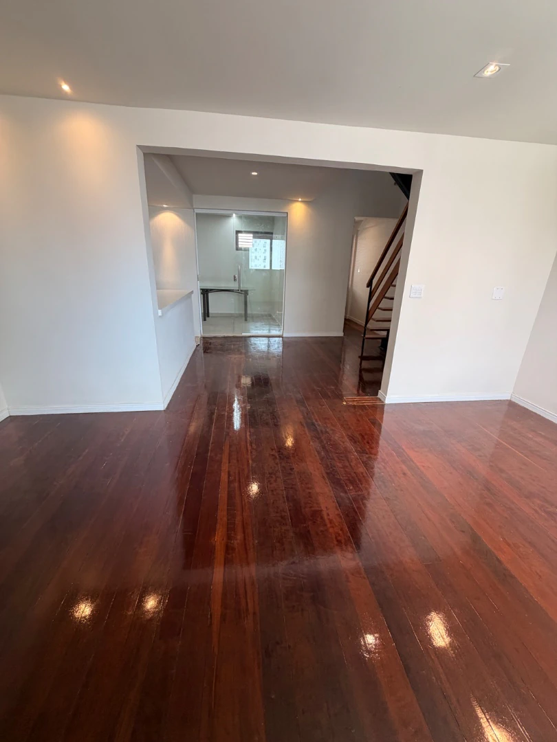 3-bedroom apartment with a washing machine — photo 26
