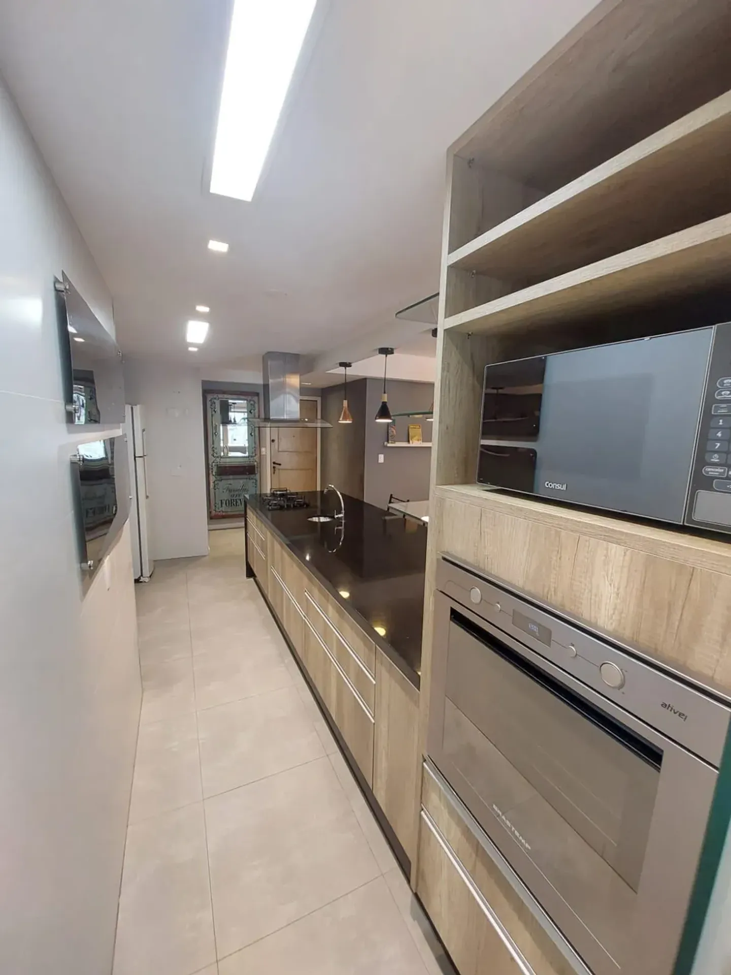 Мебльована квартира з 2 спальнями та 3 ванними — photo 3
