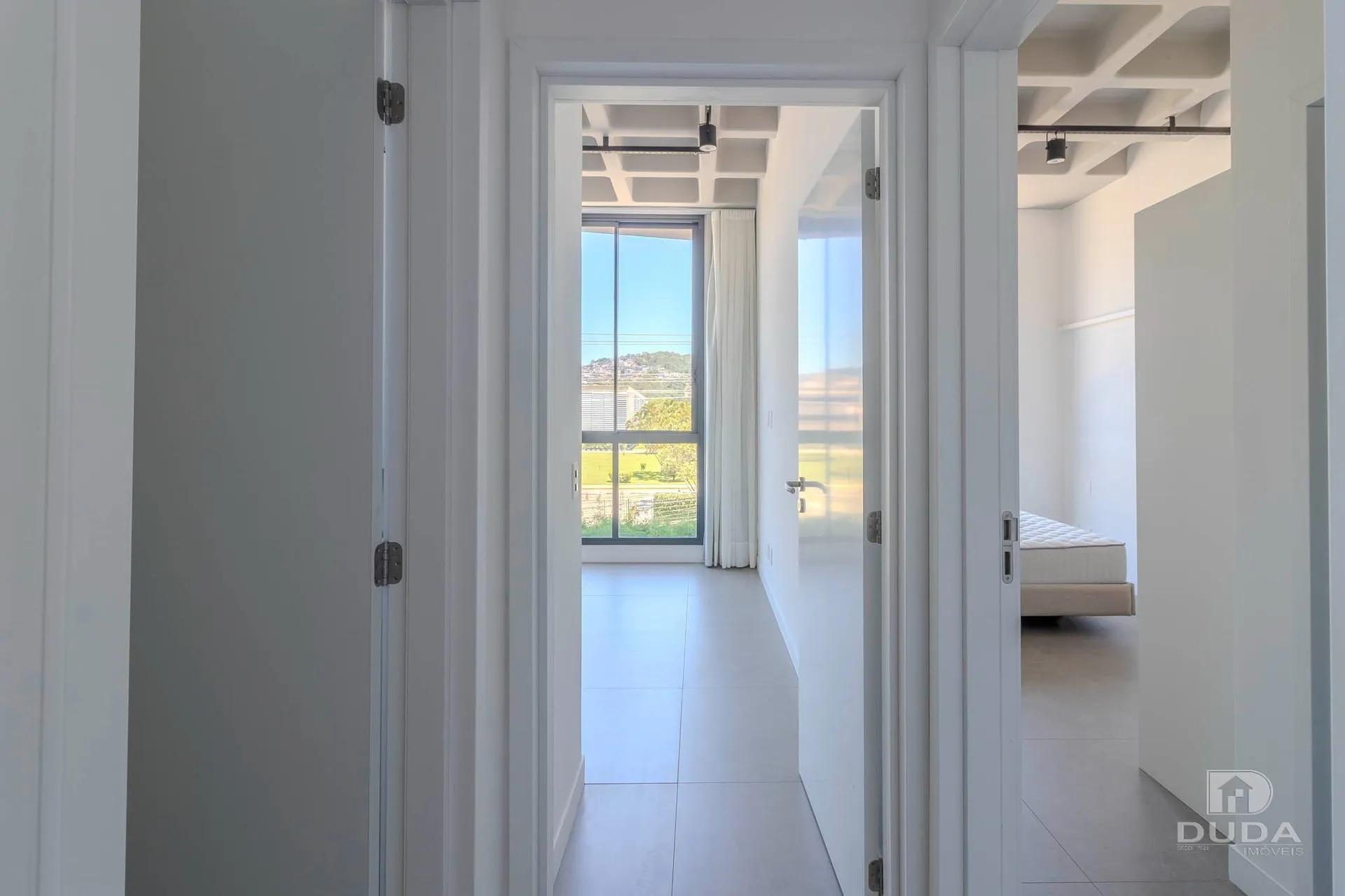 2-bedroom apartment with 1 parking space — photo 3