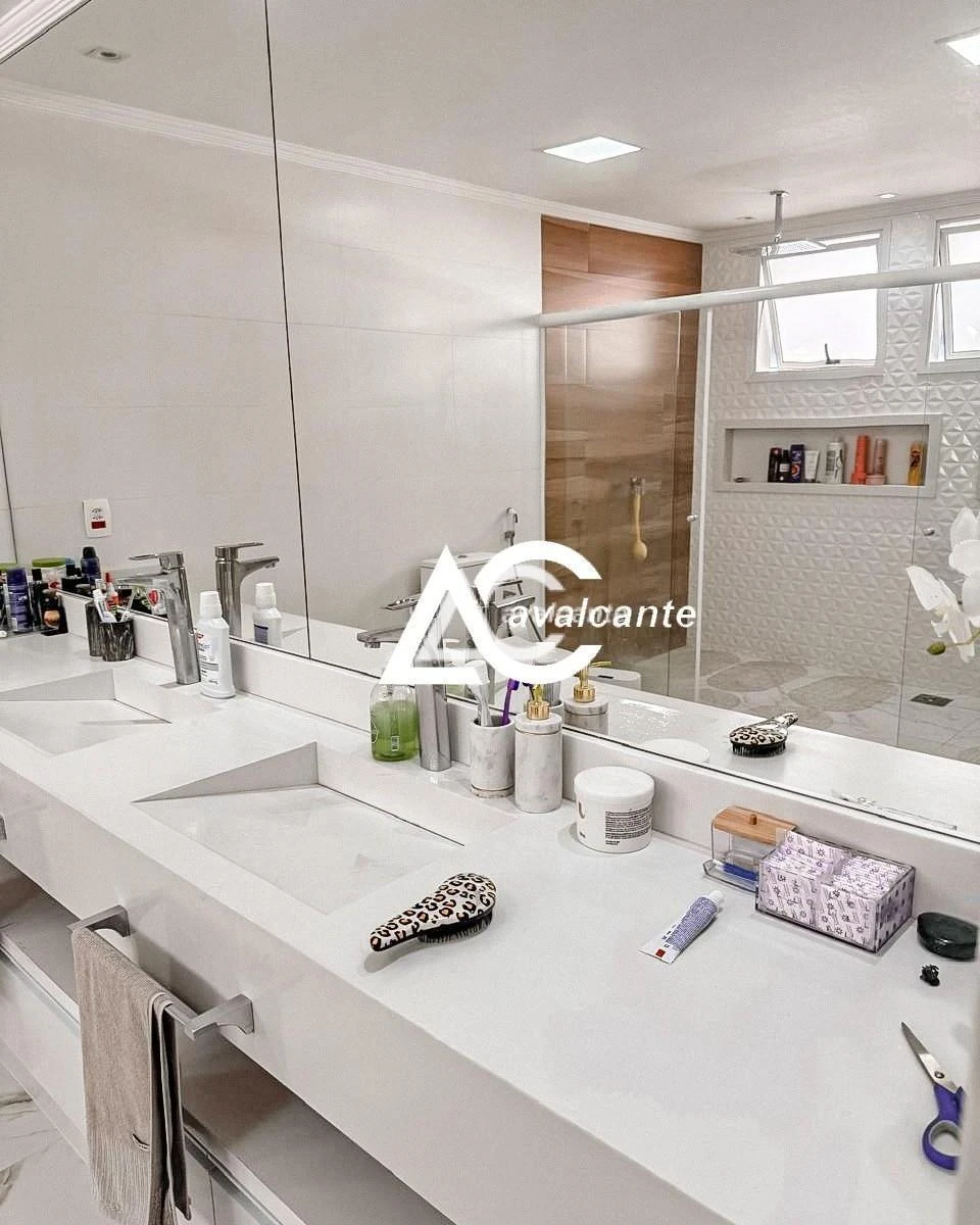 Casa mobiliada de 600 m² com 5 suítes e 7 banheiros — photo 32