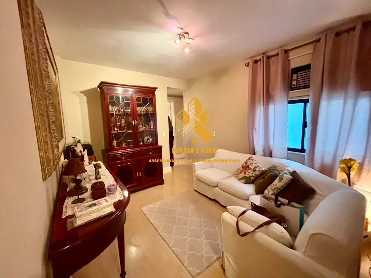 Furnished 3-bedroom apartment with 275 m² on the 4th floor — photo 23