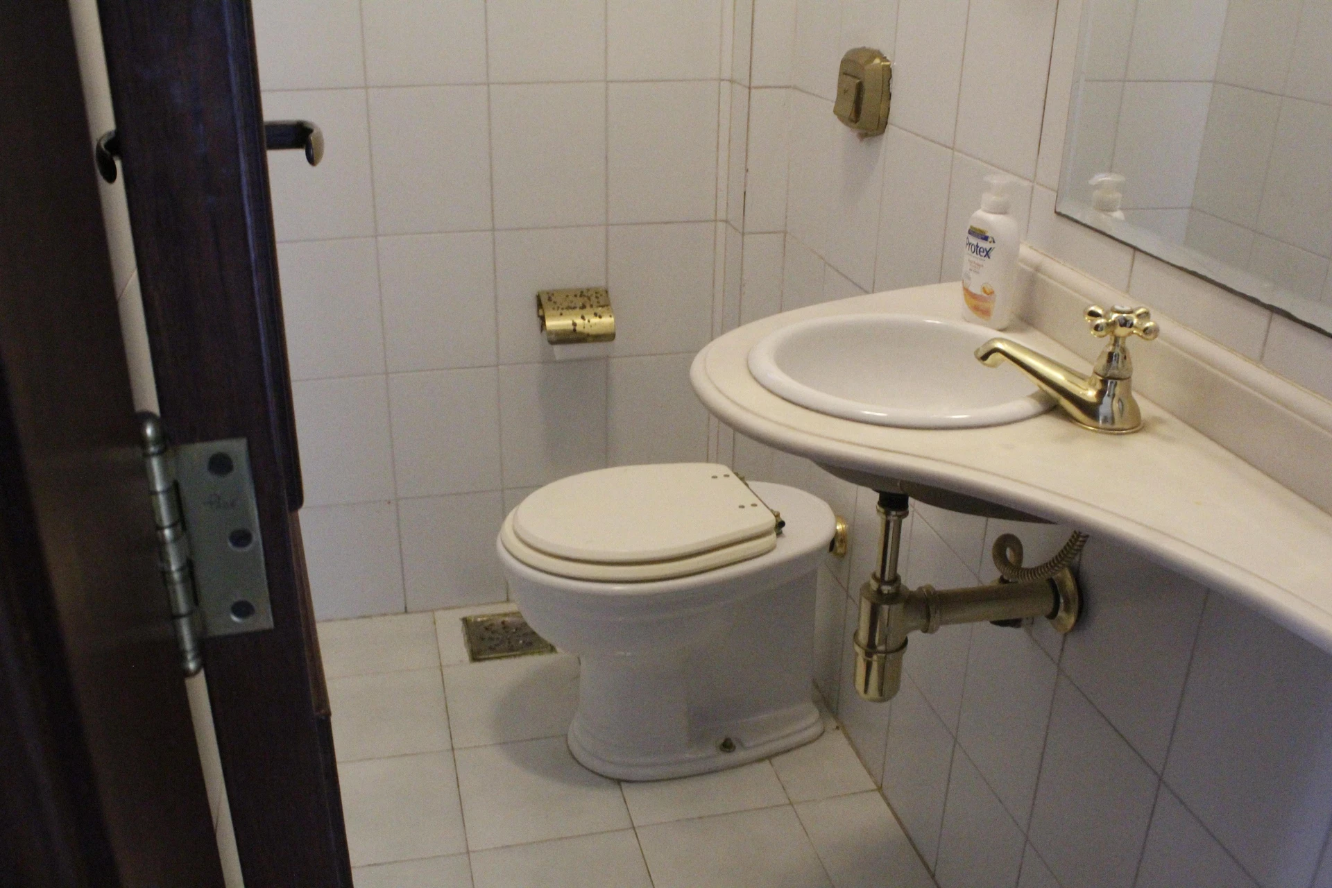House with 5 bedrooms and 5 parking spaces — photo 39