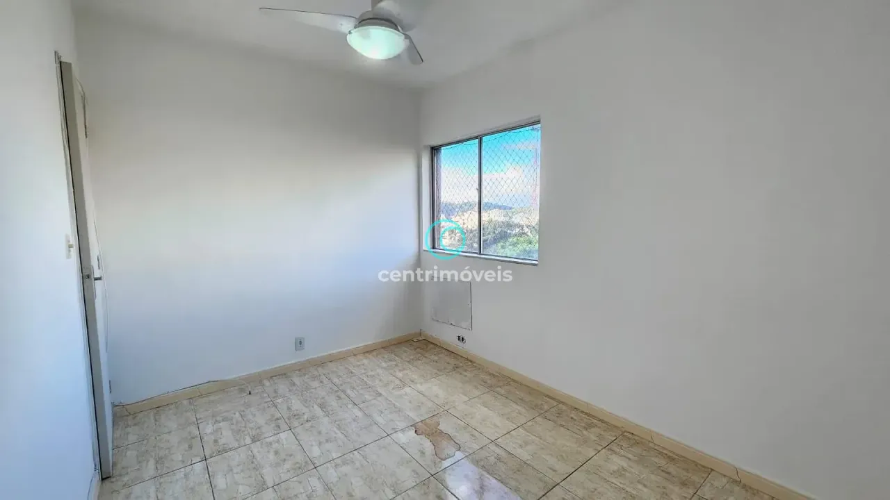 2-bedroom apartment with pool in the building — photo 12