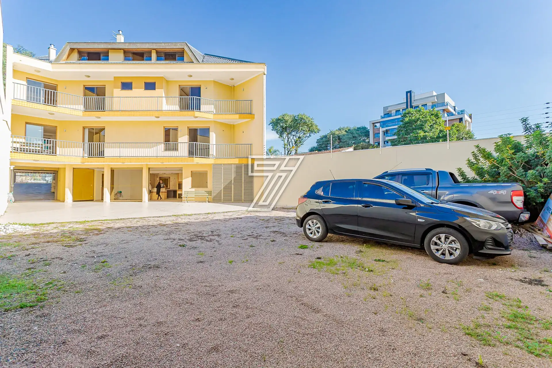 House with 4 bedrooms, 5 bathrooms and 540 m² — photo 6