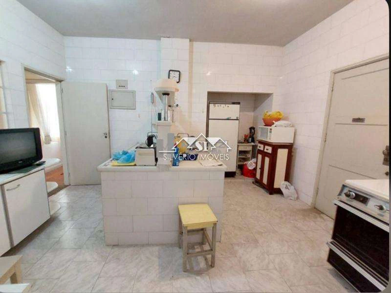 Furnished 4-bedroom apartment with 4 bathrooms — photo 19